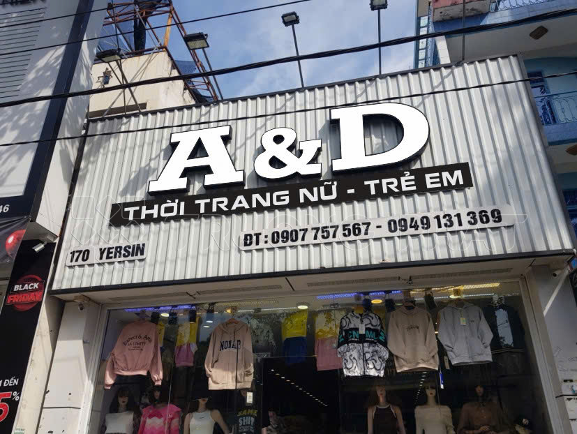 chữ nổi mica