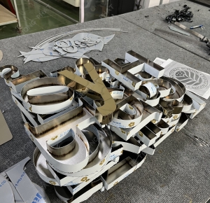 GIA CÔNG CHỮ NỔI INOX CHUYÊN NGHIỆP GIÁ RẺ TẠI BÌNH DƯƠNG